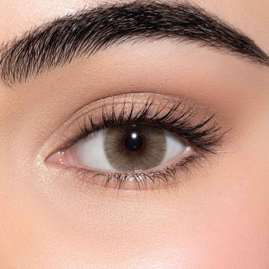 lensme_lime_eye.jpg Lensme Colored Contact Lenses - Lime - Image 1